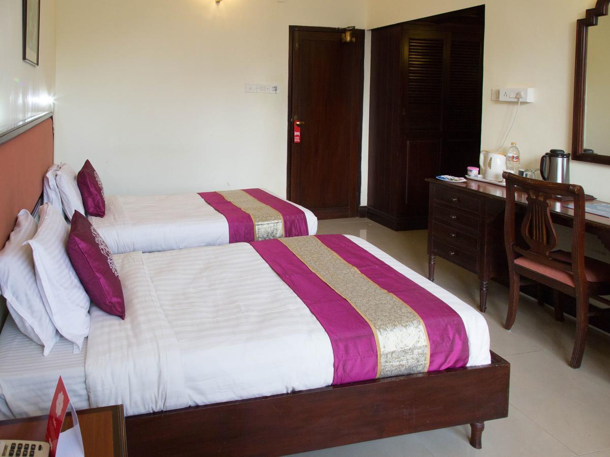 Ats Willingdon Hotel Kochi Ngoại thất bức ảnh